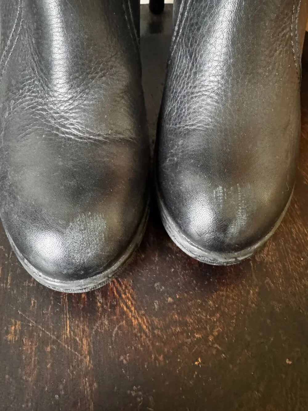 Clarks natira kae